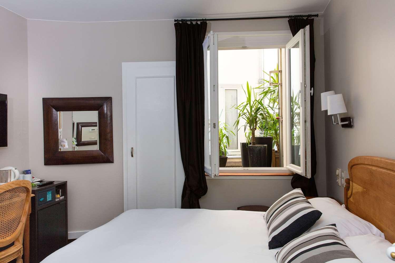 Hotel Western Aramis Saint Germain 3*